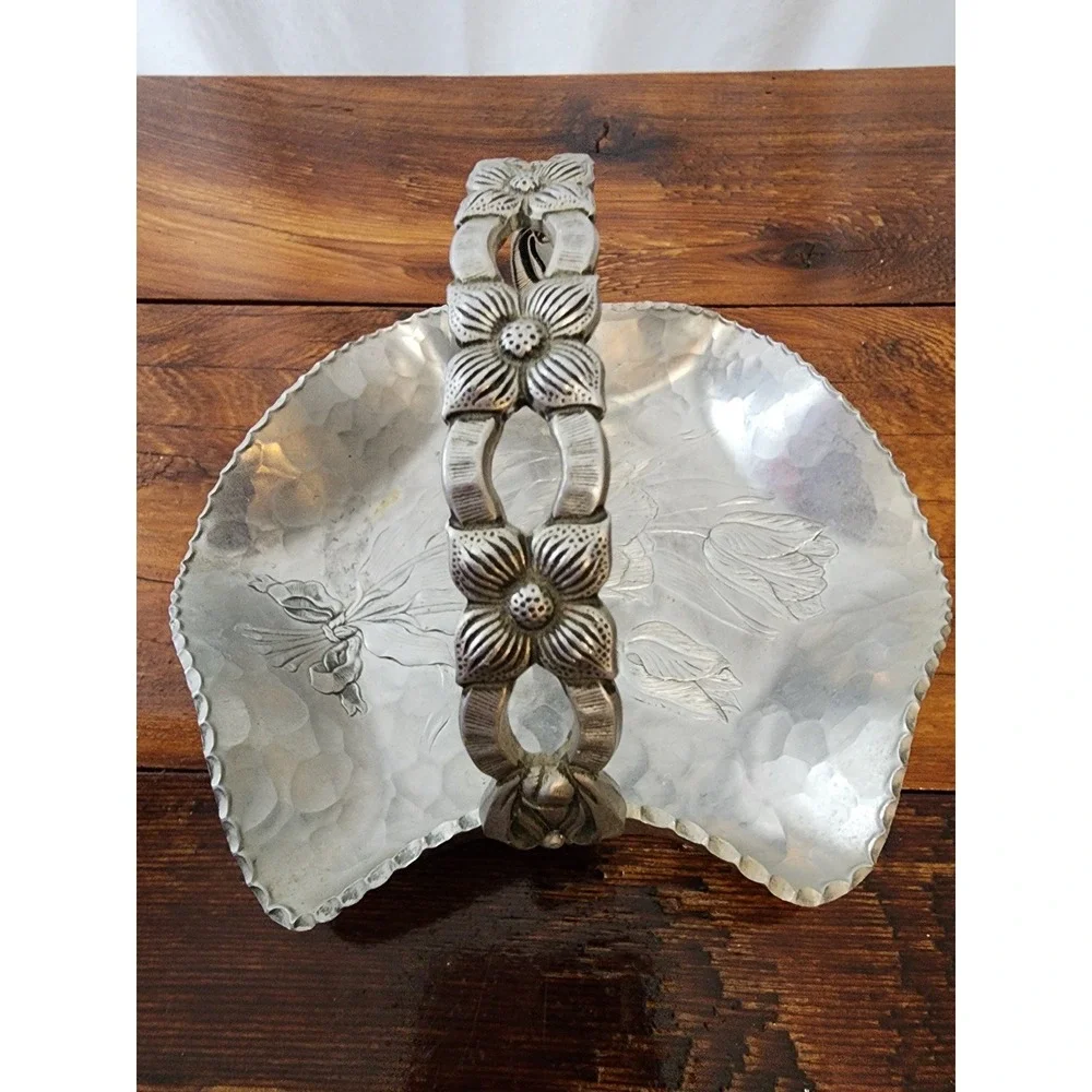 Rodney Kent‎ Silver Co Hand Wraught Metal Basket